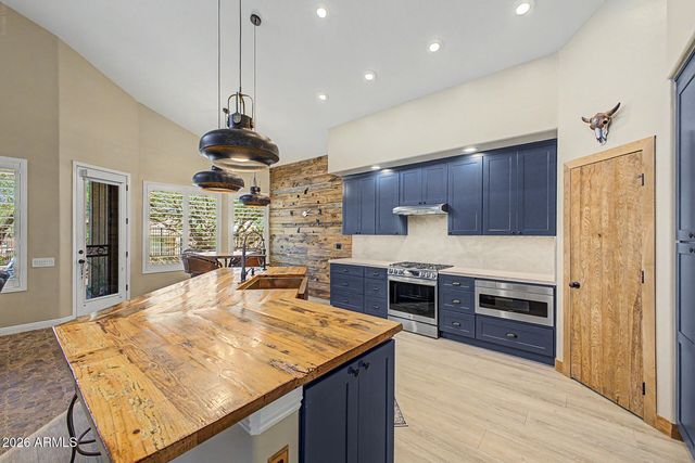 8356 W STAGHORN Road, Peoria, AZ 85383