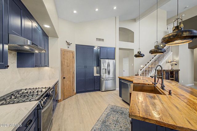 8356 W STAGHORN Road, Peoria, AZ 85383