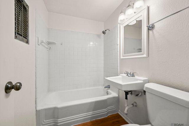 9247 Corlett Dr, Baton Rouge, LA 70811