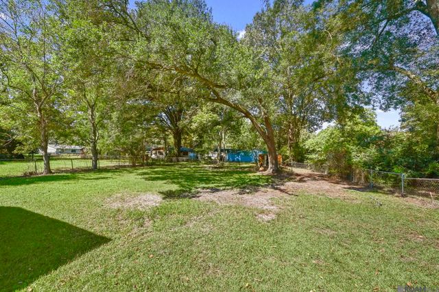 9247 Corlett Dr, Baton Rouge, LA 70811