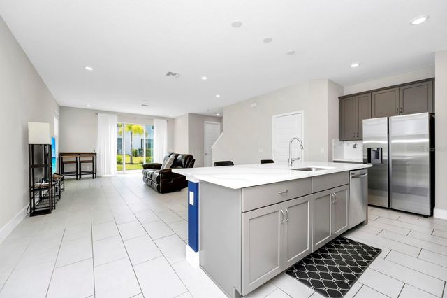 743 DRIVING RANGE COURT, Reunion, FL 34747