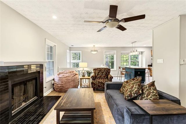 1337 N Crossing, Atlanta, GA 30329