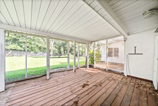 239 Golden Pond Ave, Oak Grove, KY 42262