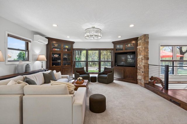 520 W Minnehaha Parkway, Minneapolis, MN 55419