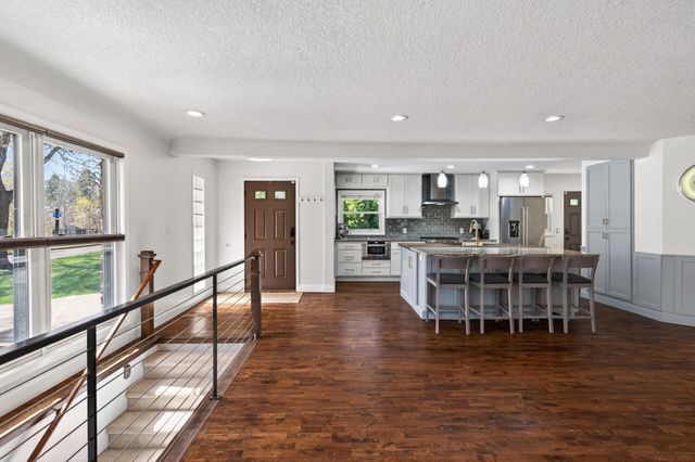 520 W Minnehaha Parkway, Minneapolis, MN 55419
