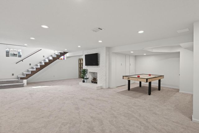 520 W Minnehaha Parkway, Minneapolis, MN 55419