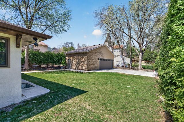 520 W Minnehaha Parkway, Minneapolis, MN 55419