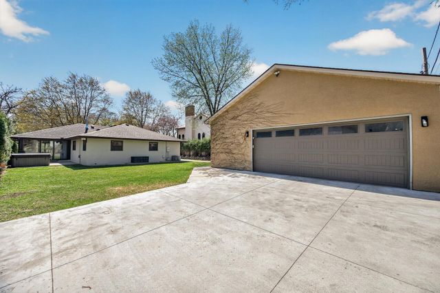 520 W Minnehaha Parkway, Minneapolis, MN 55419