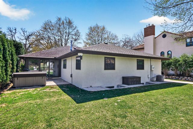 520 W Minnehaha Parkway, Minneapolis, MN 55419