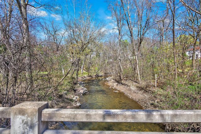 520 W Minnehaha Parkway, Minneapolis, MN 55419