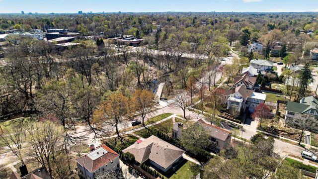 520 W Minnehaha Parkway, Minneapolis, MN 55419