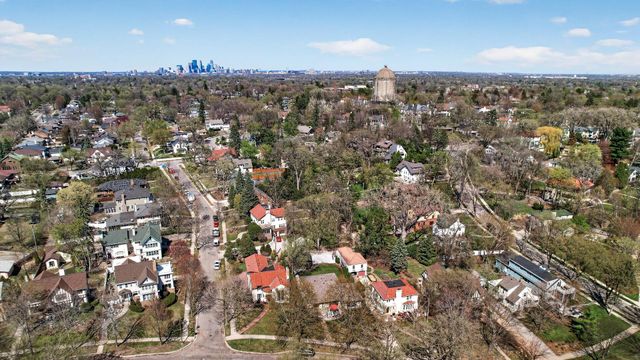 520 W Minnehaha Parkway, Minneapolis, MN 55419