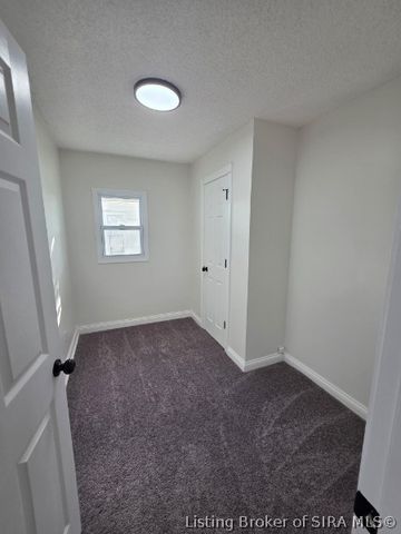 1738 Shelby Street, New Albany, IN 47150