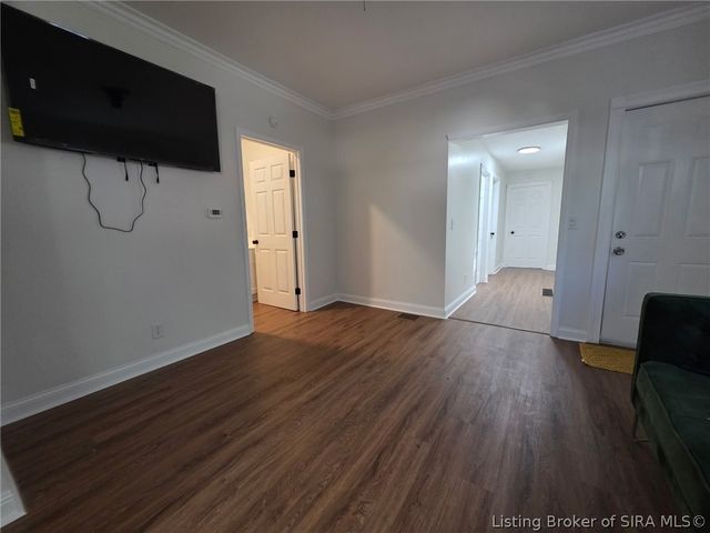 1738 Shelby Street, New Albany, IN 47150