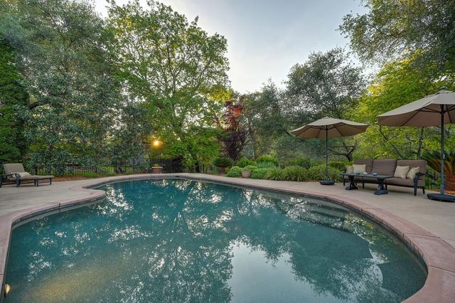 2394 Loch Way, El Dorado Hills, CA 95762