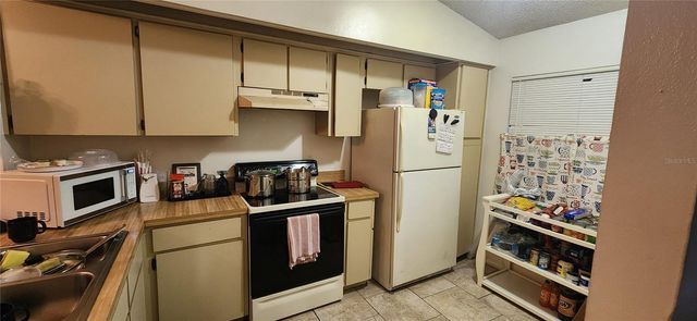 4708 SOUTHERN WILLOW LANE, Orlando, FL 32808