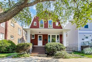 924 Circle Avenue, Forest Park, IL 60130