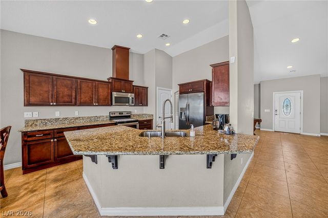 3040 South Spy Glass Avenue, Pahrump, NV 89048
