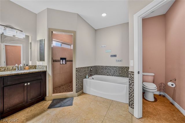 3040 South Spy Glass Avenue, Pahrump, NV 89048