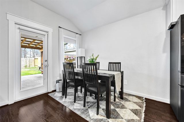 30250 Kingston Heath Drive, Cleveland, TX 77327