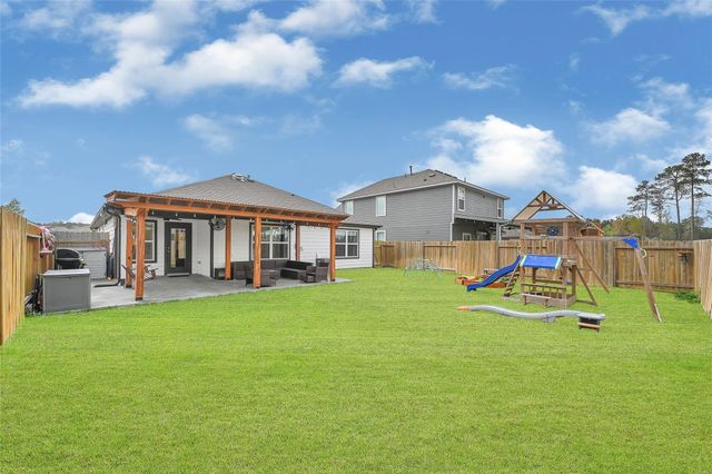 30250 Kingston Heath Drive, Cleveland, TX 77327