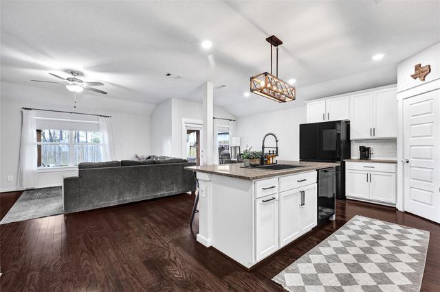 30250 Kingston Heath Drive, Cleveland, TX 77327