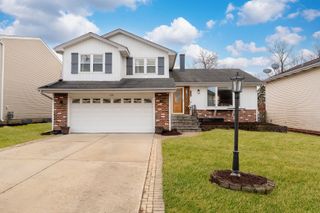 1031 W Shedron Way, Lombard, IL 60148