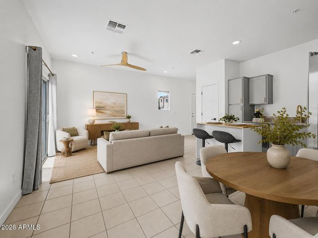 2275 W HARMONT Drive, Phoenix, AZ 85021