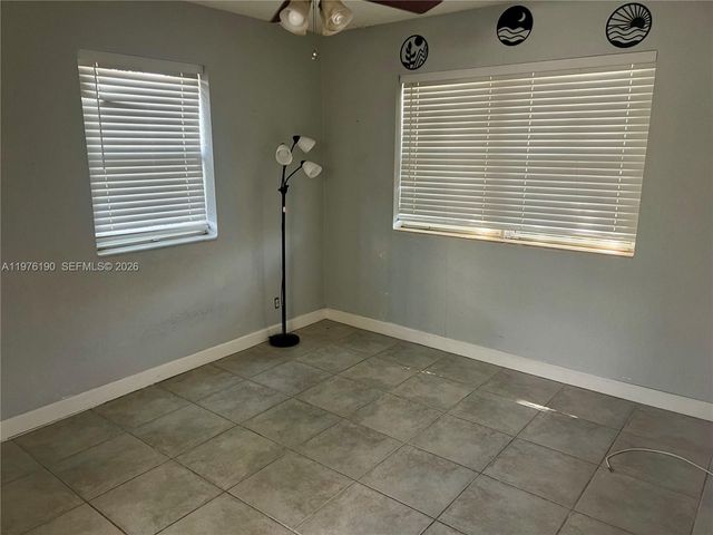 630 NE 15th Ct, Fort Lauderdale, FL 33304