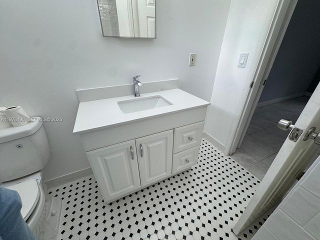 630 NE 15th Ct, Fort Lauderdale, FL 33304