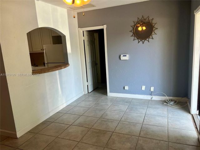 630 NE 15th Ct, Fort Lauderdale, FL 33304