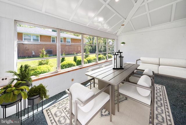 1014 FOULK RD, Wilmington, DE 19803
