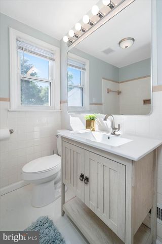 1014 FOULK RD, Wilmington, DE 19803