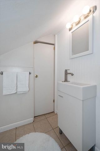1014 FOULK RD, Wilmington, DE 19803