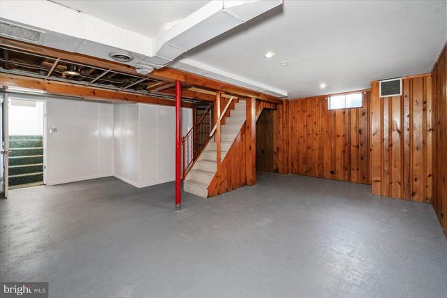 1014 FOULK RD, Wilmington, DE 19803