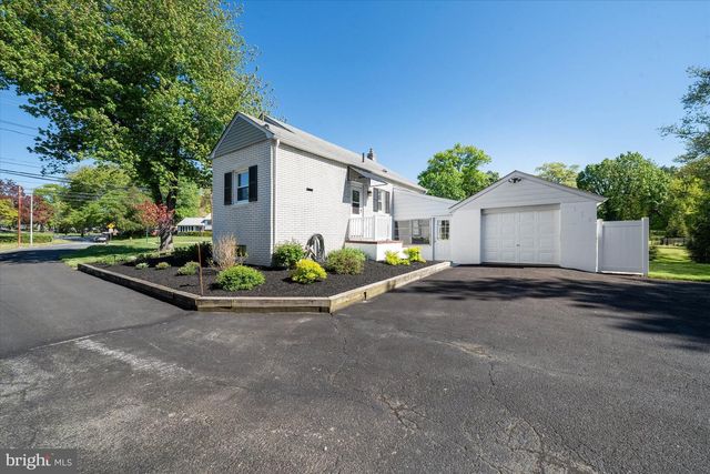 1014 FOULK RD, Wilmington, DE 19803