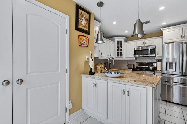 2728 BENTLEY DRIVE, Palm Harbor, FL 34684
