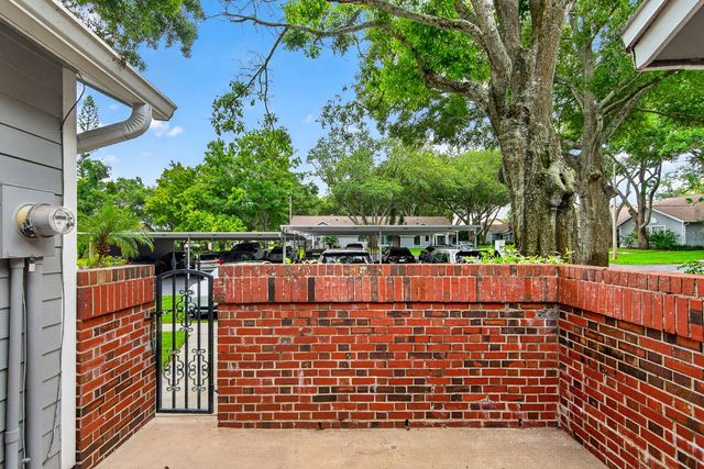 2728 BENTLEY DRIVE, Palm Harbor, FL 34684