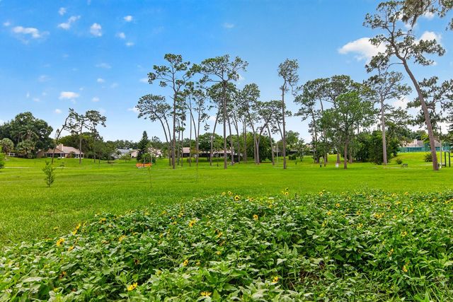 2728 BENTLEY DRIVE, Palm Harbor, FL 34684