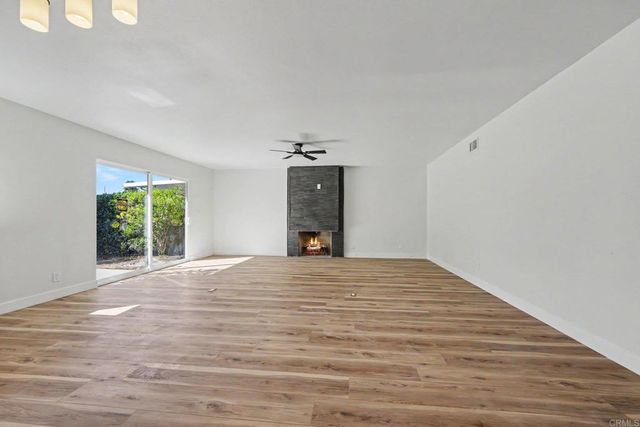1979 San Pablo Dr, San Marcos, CA 92078