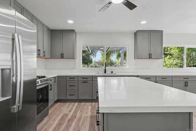 1979 San Pablo Dr, San Marcos, CA 92078