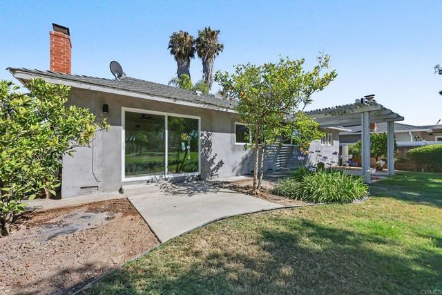 1979 San Pablo Dr, San Marcos, CA 92078