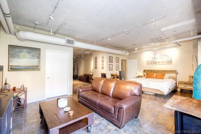 3940 7th Ave 112, San Diego, CA 92103