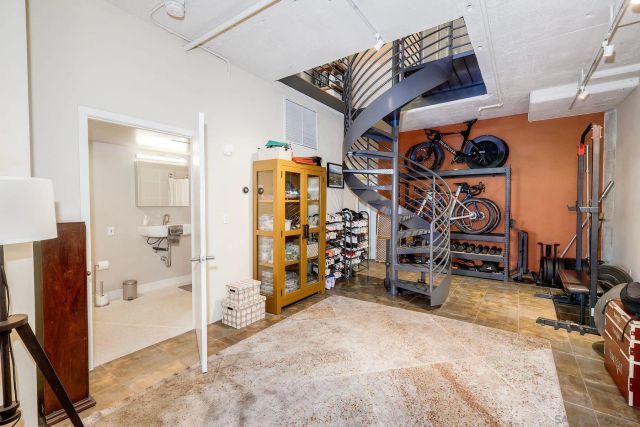 3940 7th Ave 112, San Diego, CA 92103