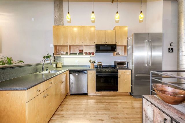 3940 7th Ave 112, San Diego, CA 92103