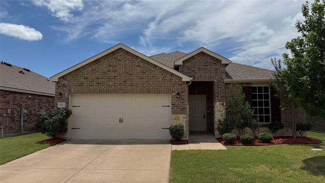 2213 Heaton Street, Forney, TX 75126