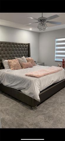 7690 S Southwood Cir, Davie, FL 33328