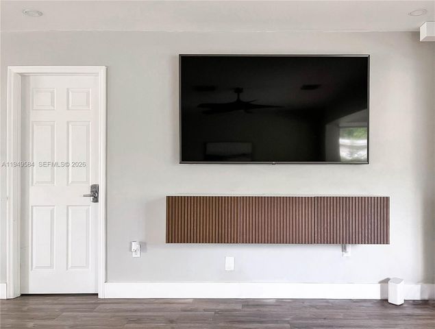 3390 SW 21st St, Fort Lauderdale, FL 33312