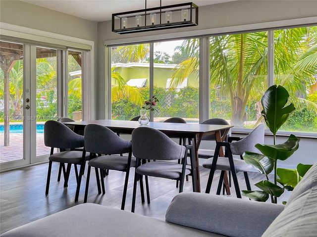 3390 SW 21st St, Fort Lauderdale, FL 33312