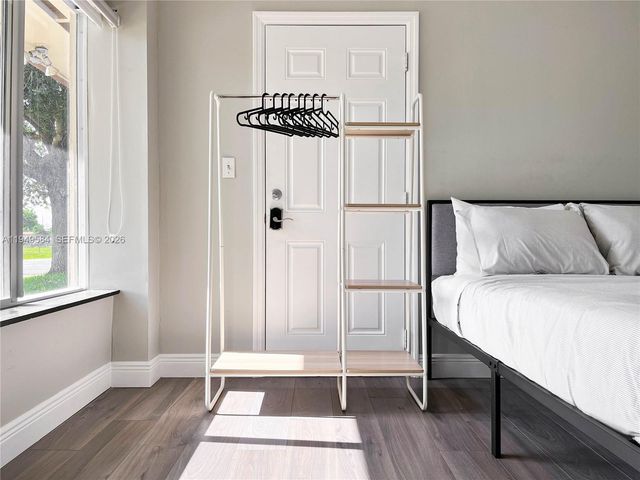 3390 SW 21st St, Fort Lauderdale, FL 33312